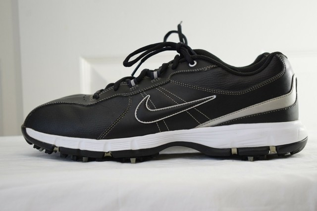 golf shoes near me