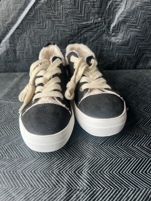 Soda Black Tennis Shoes Sneakers Women s Size 6.5 NWOT