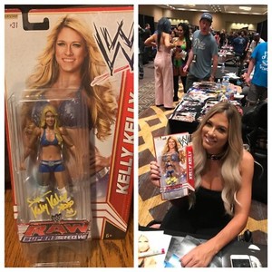 kelly kelly figure