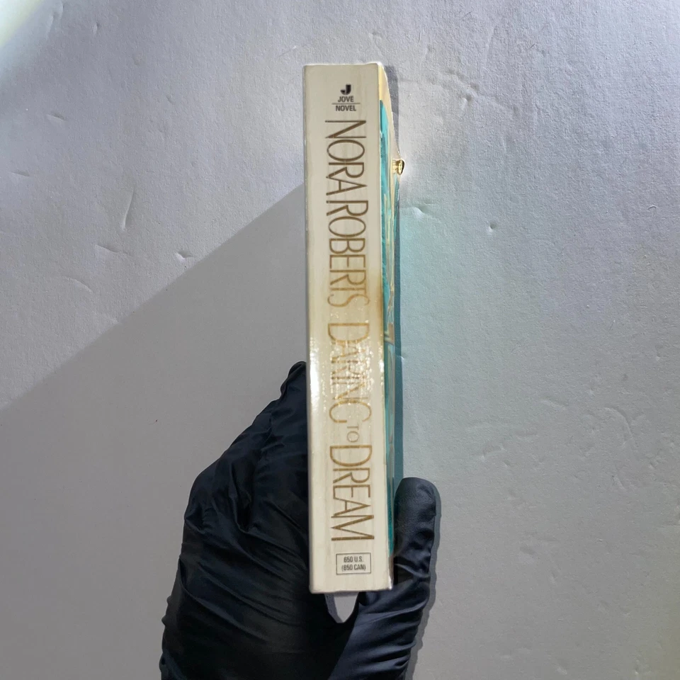 Daring To Dream (Book 1), Nora Roberts, Paperback - Image 3 of 4