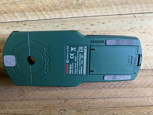 BOSCH STUD FINDER DETECTOR WITH CARRY CASE TESTED WORKING 2008 - Picture 3 of 9