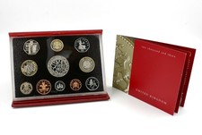 ROYAL MINT 2003 DELUXE PROOF COIN SET IN RED LEATHER CASE INCLUDING 11 COINS