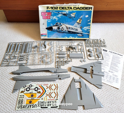 Vintage Monogram F-102 Delta Dagger 5827 1/48 Model Plane Kit OPEN BOX