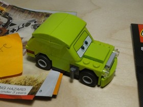 LEGO Cars: Mater's Spy Zone 8424 8201 Disney Cars  Mater Acer Tow Truck Lot