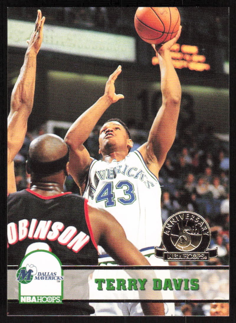 1993-94 Hoops Fifth Anniversary Gold Terry Davis #44 Dallas Mavericks