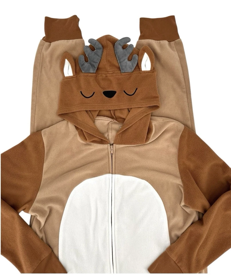 Pijama de una pieza Jammies For Your Families reno mujer pequeño con capucha polar Foto 3 de 4