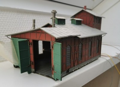 Modellbahn Faller Lockschuppen 2 Gleisig