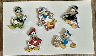 Disney Pin Trading Lot of 5 - Hidden Disney 2025 Wave A - Holiday Donalds