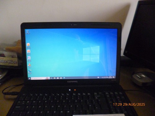 CQ60 X 2, CQ61 & CQ50 All working. Selling as spare/repair/parts(Ref:1) - Picture 3 of 7