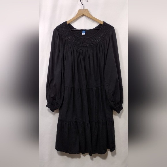 Old Navy Long-Sleeve Tiered Smocked Babydoll Mini Swing Dress Women's 2X Black