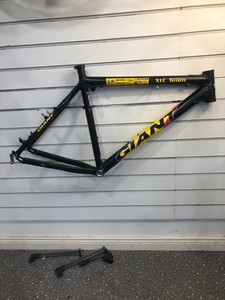 Cadre VTT Transition Covert 26 Pouces Taille Medium - Aluminium, Fourni Avec Jeu De Direction Et Boîtier De Pédalier