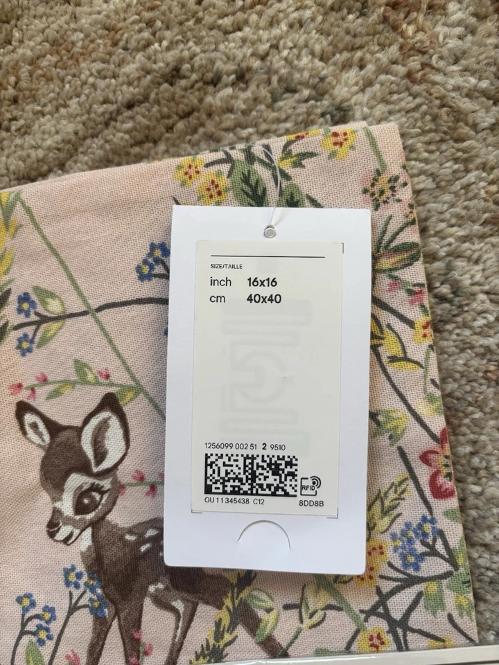 Decoración de guardería Disney Bambi Foto 2 de 4