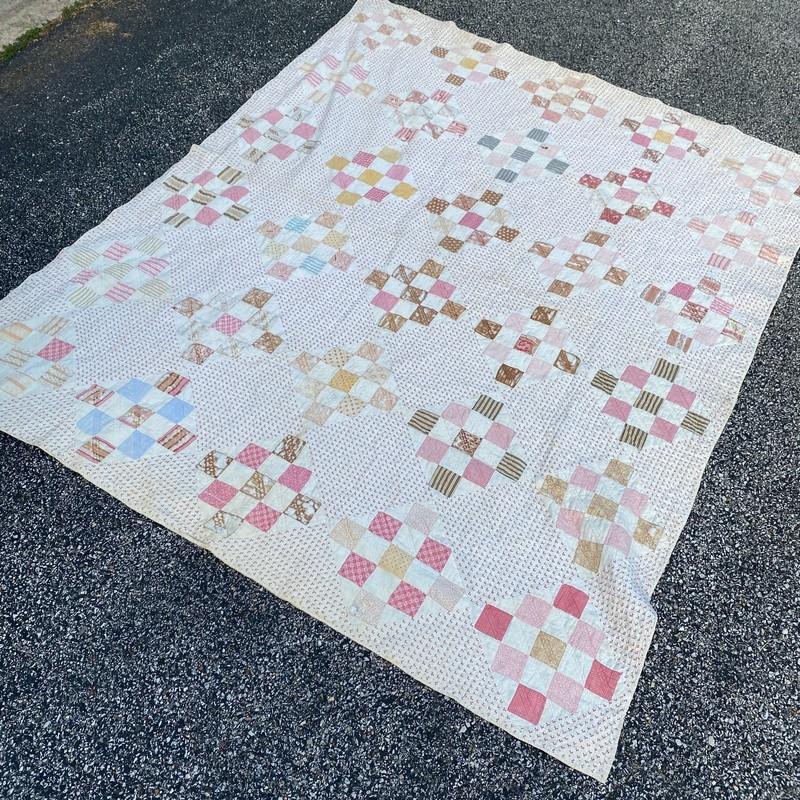 Vintage Handmade Patchwork Quilt Pink White Floral Cotton Bedspread 77x65