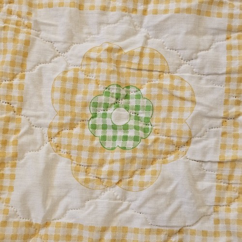 Retro 60s Country Quilted Thin Bedspread Coverlet Yellow Green 100 X 98 Floral - Picture 4 of 12