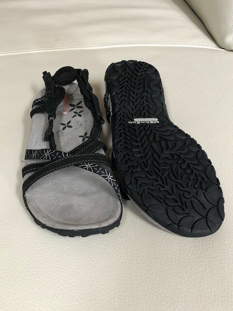 merrell select grip womens sandals