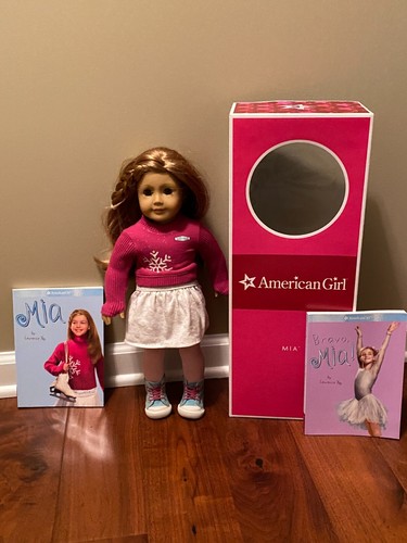 American Girl "Mia St Clair" 6th Girl of the Year Original Outfit 2008