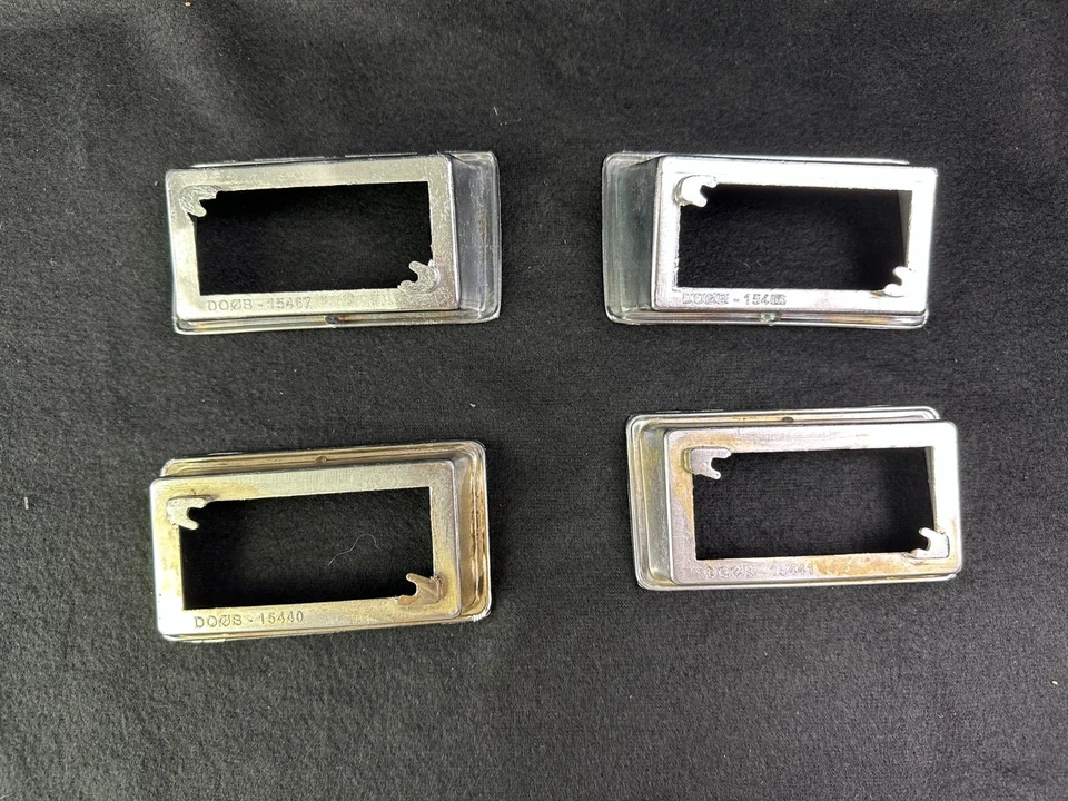 1970-1971 FORD TORINO MARKER LIGHTS ( SET OF 4) FRONT AND REAR NEW REPRODUCTION - Image 4 of 4