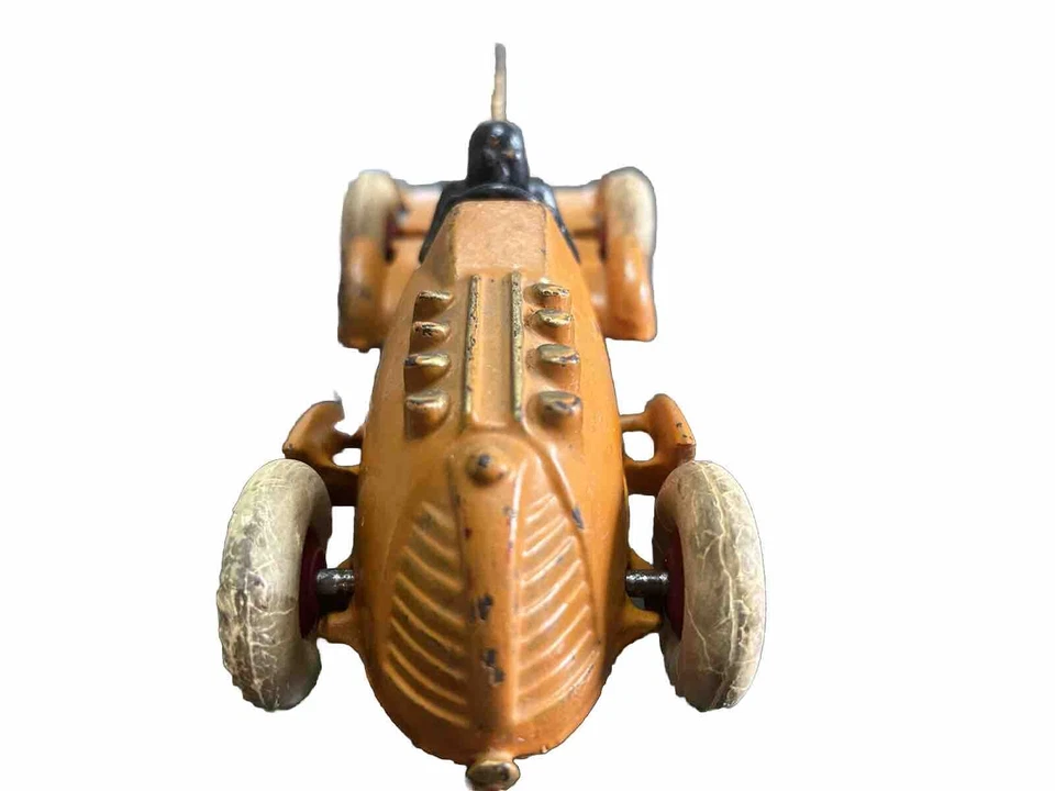 1920's Hubley Cast Iron Fin Tail Piston Racer Race Car Roadster - Image 2 of 4