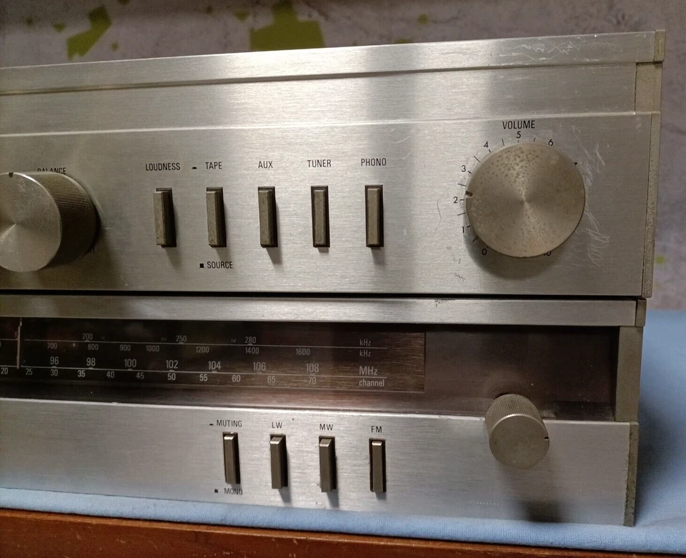 Saba Mi 100 Amplificatore + MT 100 Tuner Stereo anni 80 Funzionante Low Cost - Immagine 3 di 4