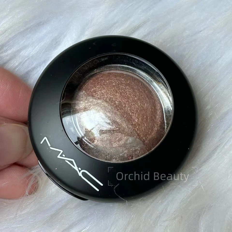 New MAC Mineralize Eyeshadow Duo~Love Connection~Full Size 2 g~Rare - Image 3 of 4