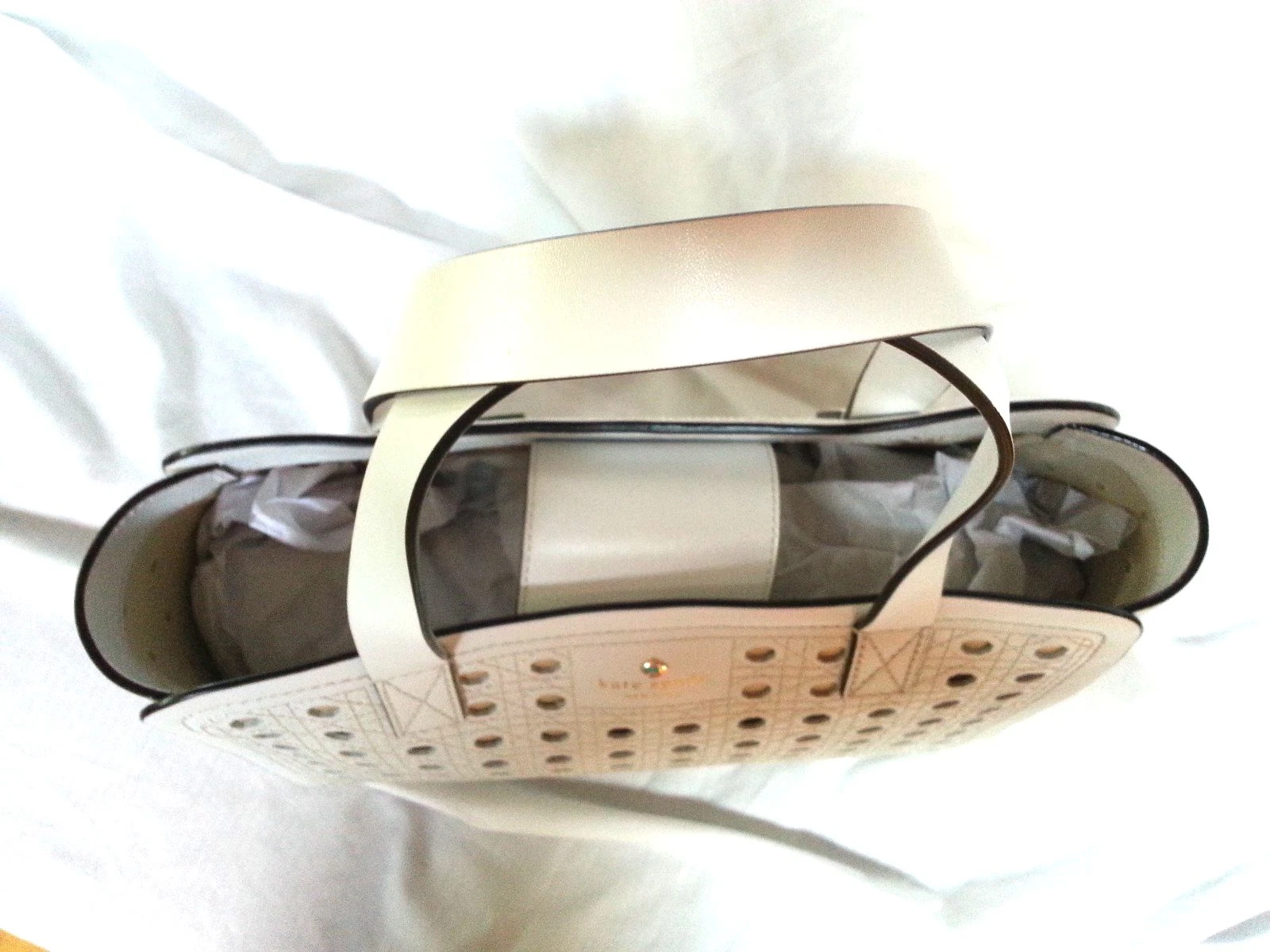 Borsa tote Kate Spade New York Patio Place Kimmie in pelle bianca fresca nuova con etichette prezzo consigliato: $ 428