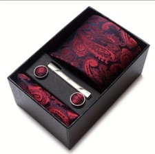 Confezione Regalo Uomo - Cravatta, Fermacravatta, Gemelli, Fazzoletto