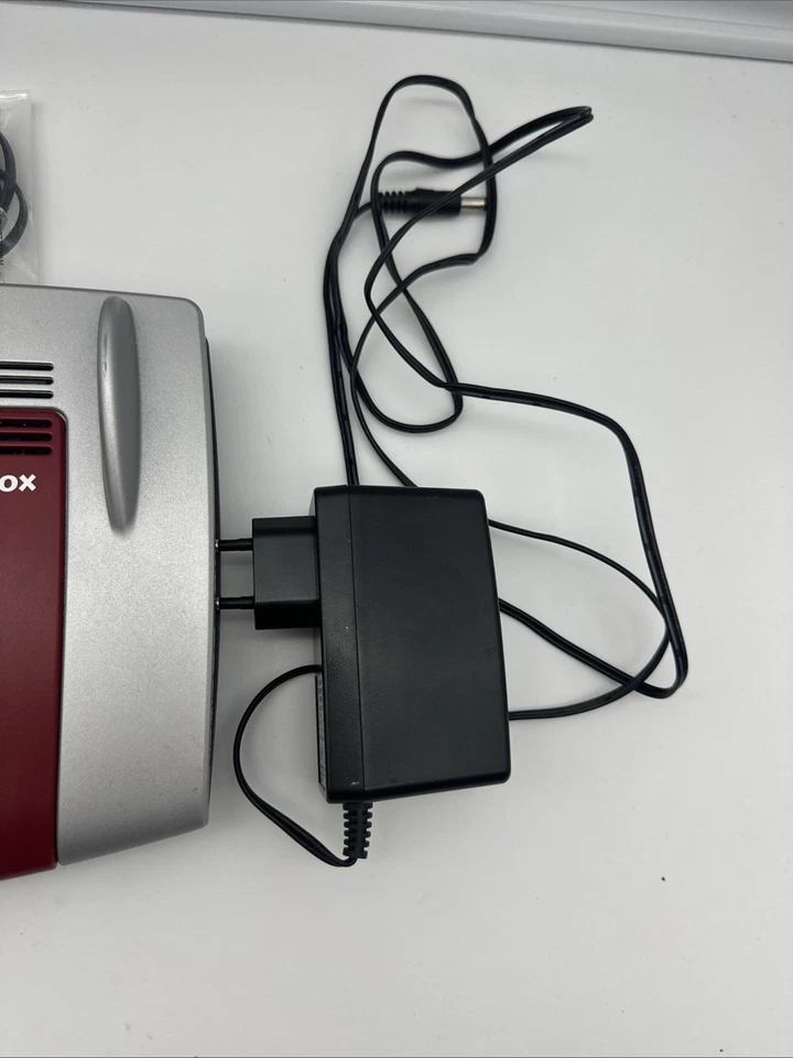 FRITZBox 7490 WLAN AC + N Router VDSL/ADSL 1.300 Mbit/s 5 GHz 450 Mbit/s 24 G... - Bild 4 von 4