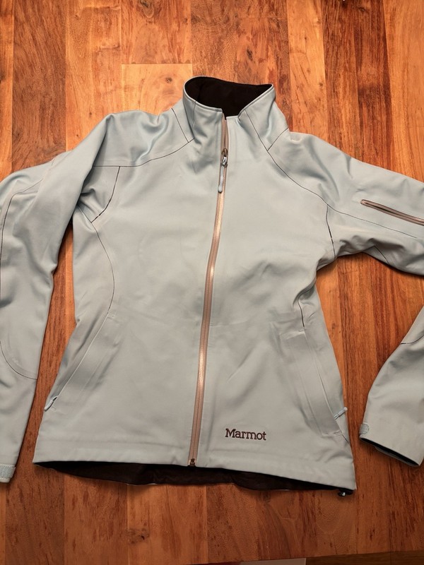 Marmot  Light Blue Ski Jacket Shell Vented Arms Women's Medium