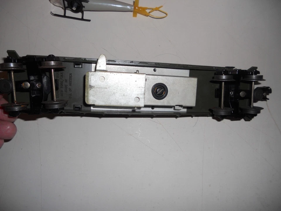 Lionel 3429 USMC Lauching Helicopter Car w/USMC copter, repo box, instr "RARE" - Image 3 of 4