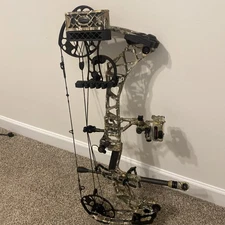 Mathews VXR 28 Right Handed 75lb 28 Inch Draw