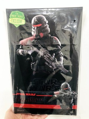 Hot Toys VGM67 Star Wars Jedi: Survivor Purge Trooper Commander 1