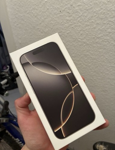 Apple iPhone 16 Pro ohne Simlock 98% akku kapazität und 128gb!
