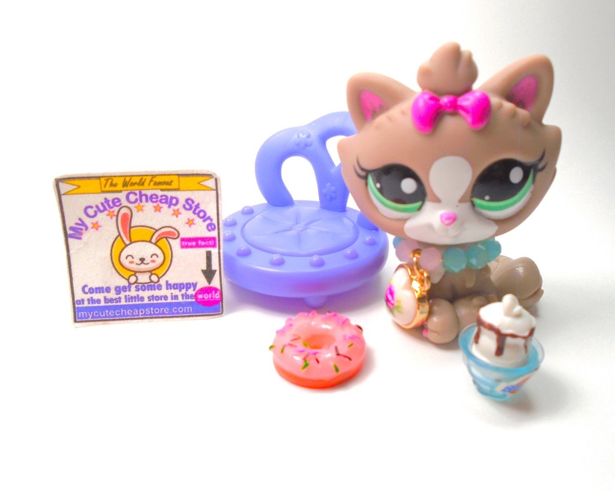 Littlest Pet Shop Rare Cutest Pets Himalayan Cat #2640 with cute