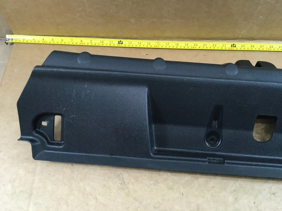 2011 - 2016 Mini Cooper Countryman Rear Trunk Sill Trim Cover 9807235 OEM . Foto 4 de 4
