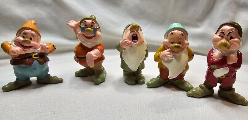 Vintage Disney Seven Dwarves Figures Lot of 5 From Snow White PVC Figures