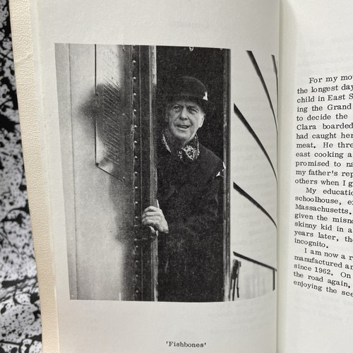 Fish Bones Hoboing in the 1930s Rock Island Maine ME History Book Irving Stevens - Imagen 8 de 10
