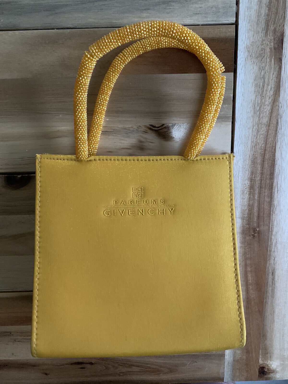 gruppe piedestal Påstand Vintage Givenchy Parfums Handbag Small Yellow Paris Fashion Y2K 90's | eBay