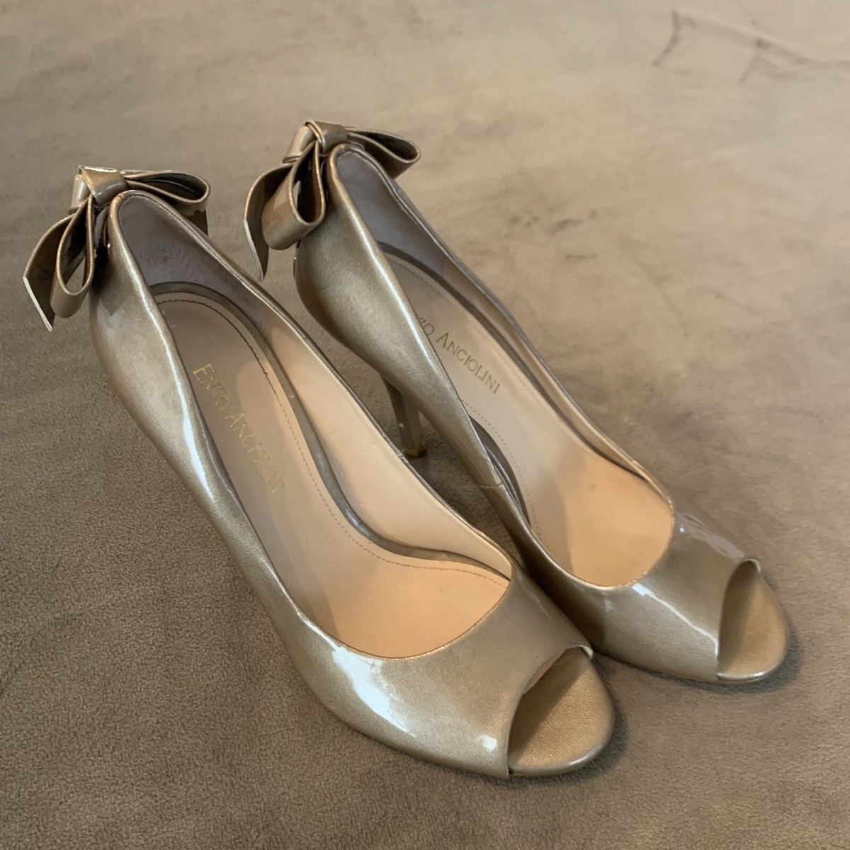Bottes Enzo Angiolini Femme Pointure 7.5 US - Cuir Daim Couleur Taupe, Talon Moyen - Neuf Avec Boîte