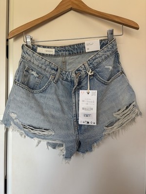 Blaue Jeansshorts Zara