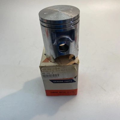 NOS Yamaha 1975-1976 RS100 PISTON 51.96MM STD 463-11631-01-96 G2178