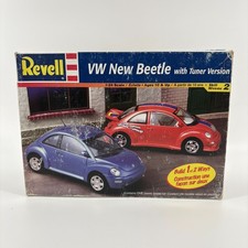 2002 Revell 1:24 Scale VW Beetle w/Tuner Version 1:24 Scale 85-2382
