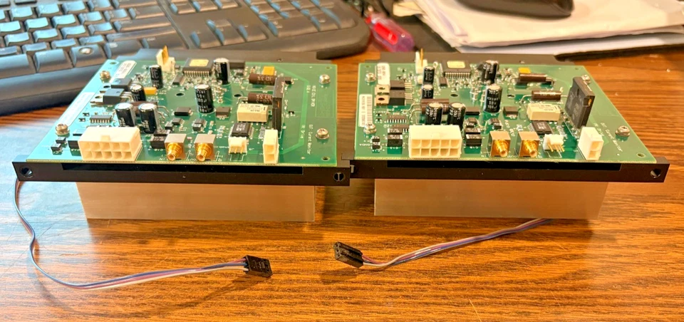 LOTE DE 2 Agilent G2505 DNA Micro Array Scan Voice Coil Driver Board G2505-60244 Foto 4 de 4