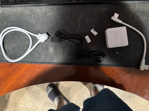 iCUE LINK System Hub, White (BRAND NEW)