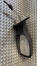 Retroviseur droit (ou coque) Peugeot 106
