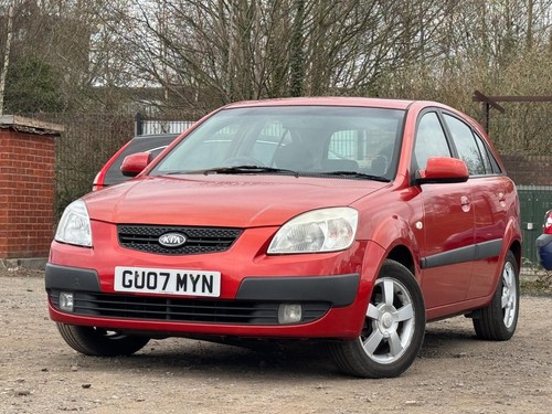 KIA RIO 1.5 DIESEL MANUAL --1 OWNER FROM NEW - Picture 2 of 10