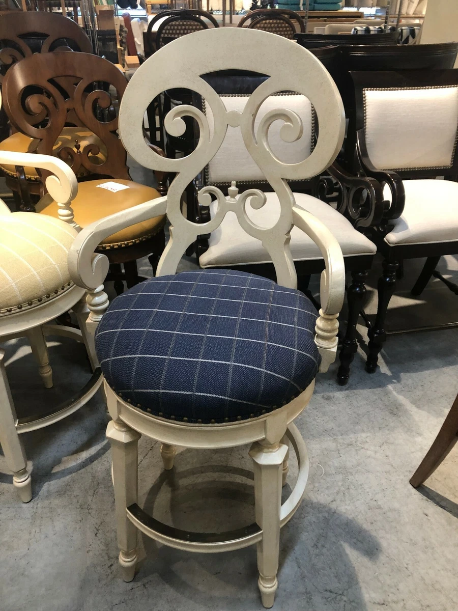 Frontgate counter 2024 height stools