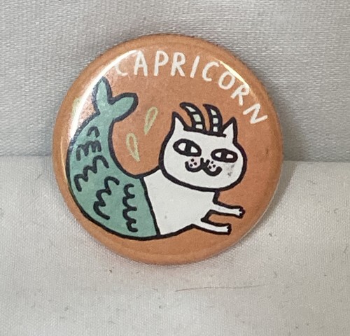 Steinbock Anstecker Button Astrologie Sammlerstück Pinback Sternzeichen