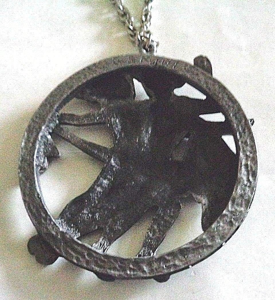 Picture 9 of 12
