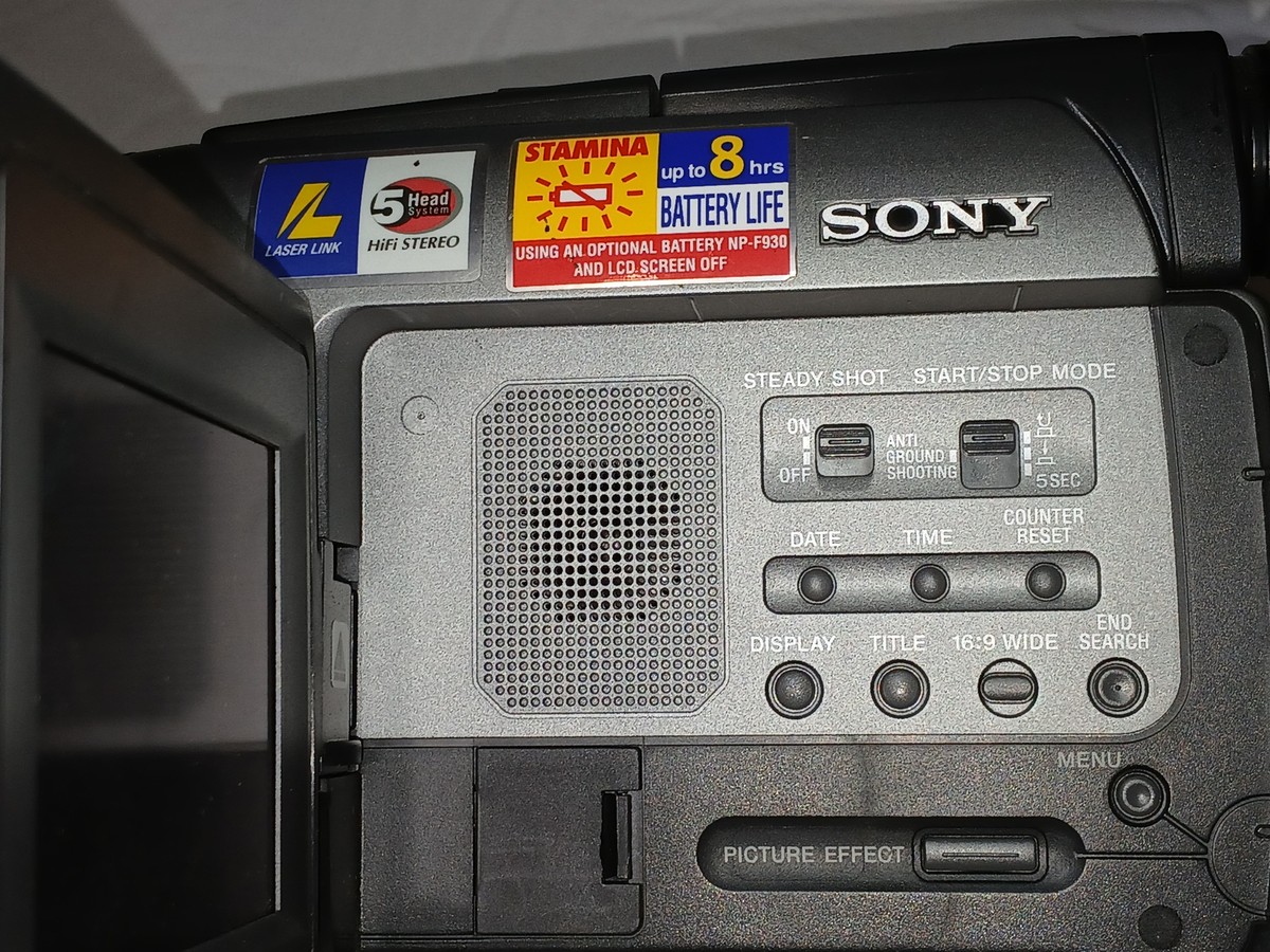Sony CCD-TRV62 Hi-8 Analog Camcorder Handycam Vision | eBay