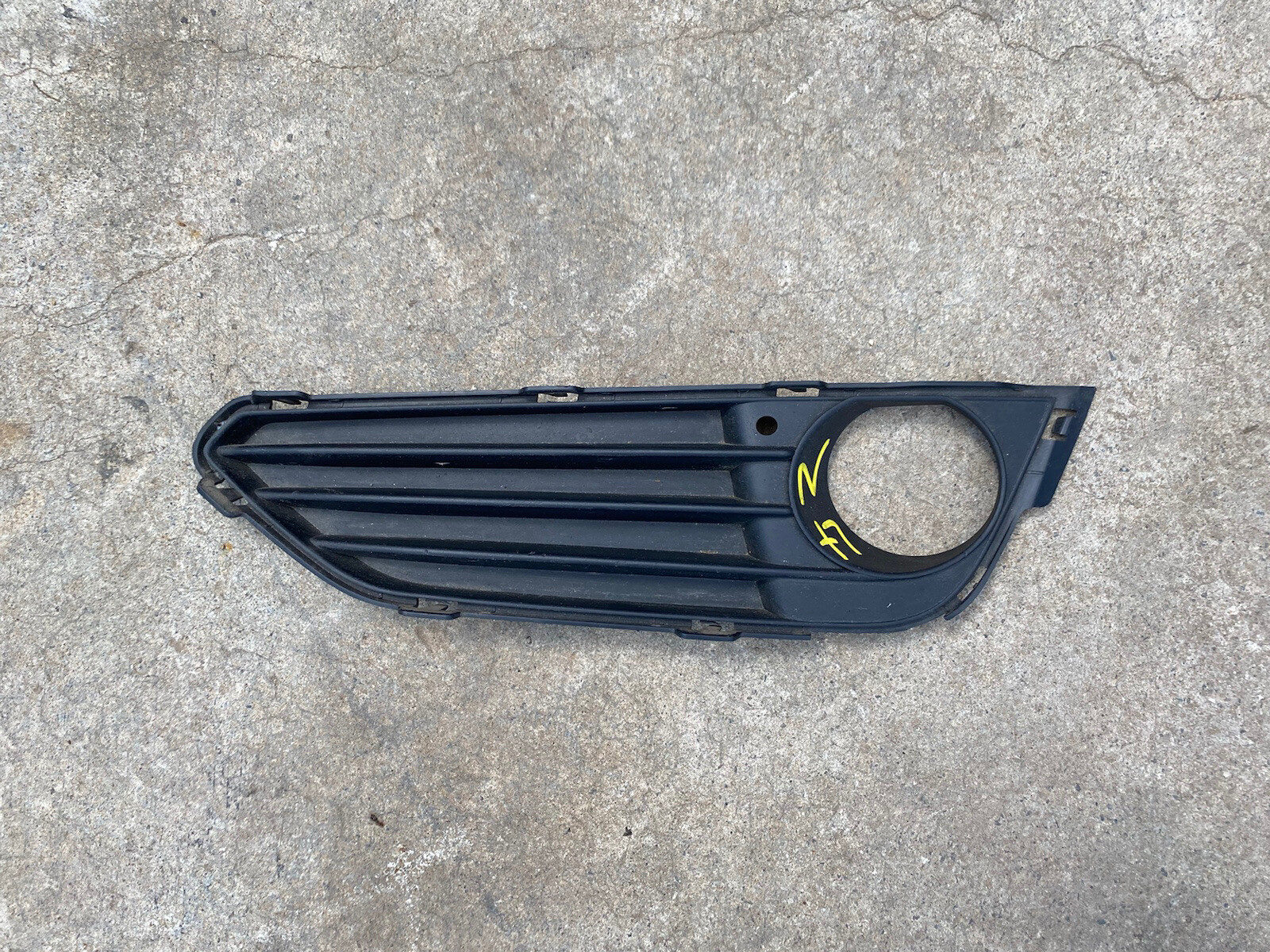 BMW F22 F23 2 Series Left bumper grid 51117293841 OEM | eBay
